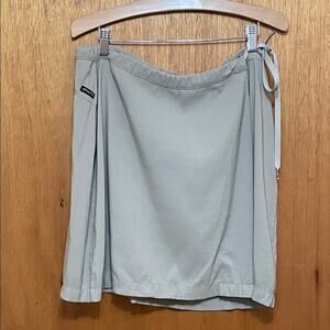 Athleta Light Gray Wrap Skirt. M